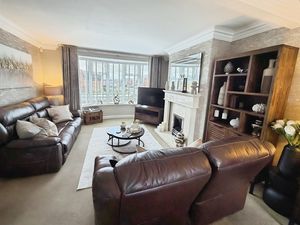 Photo 11- click for photo gallery